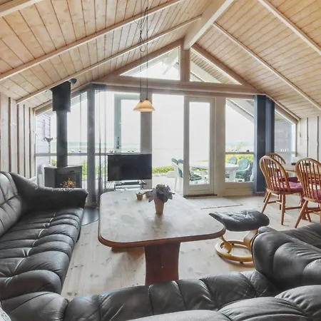 Pirkka - 50m To The Fjord By Interhome Tatil Evi *