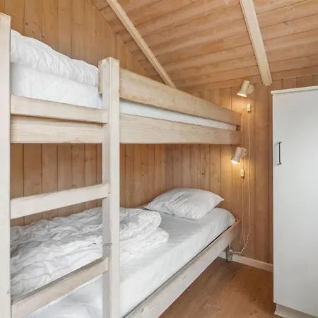 Pirkka - 50m To The Fjord By Interhome Feriehus *