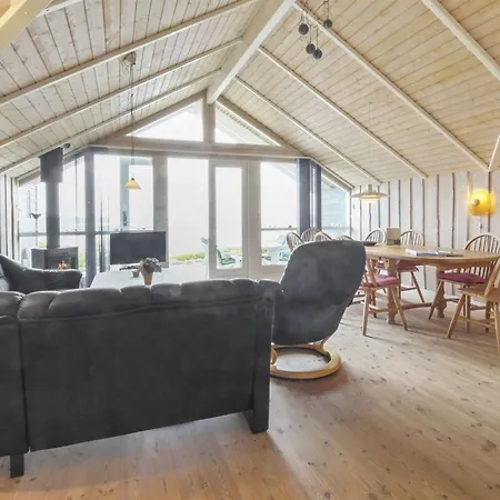 Pirkka - 50m To The Fjord By Interhome